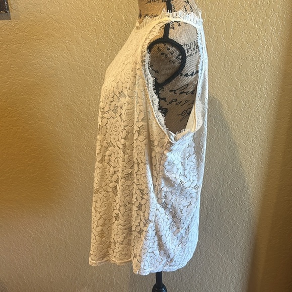 Berryou cream lace, halter top, XXL, NWT | offer in description - Picture 4 of 7